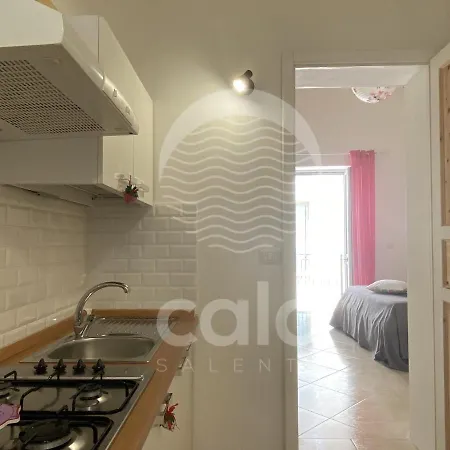 La Piazzetta N 2 - By Cala Salento * 포르토 세자레오